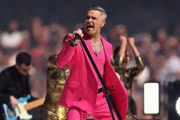 Best Pub Near Emirates Stadium for the Robbie Williams Concert – The George Islington